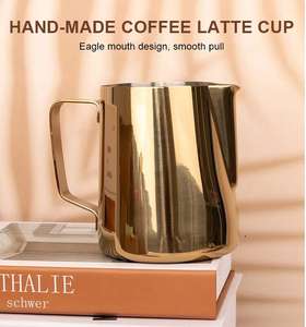 <span class=keywords><strong>Barista</strong></span> <span class=keywords><strong>Or</strong></span> 30 OZ 900ml Espresso Pichet <span class=keywords><strong>À</strong></span> Vapeur Latte <span class=keywords><strong>Mousseur</strong></span> Pichet En Acier Inoxydable Café <span class=keywords><strong>Lait</strong></span> Moussant Pichet - Product Image 5