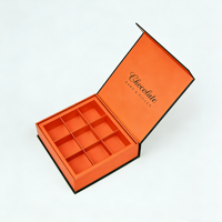 Boîte d'emballage cadeau vide en papier rigide imperméable haut de gamme, imprimée sur mesure, avec doublure en éponge en matériaux recyclés pour chocolat