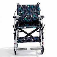 Fauteuil roulant économique standard Dongpin pour personnes handicapées, pliable, léger, en alliage d'aluminium, aide à la mobilité manuelle, garantie 1 an