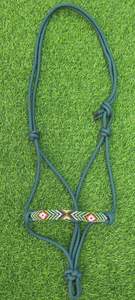 Matériau solide personnalisé avec licol en corde perlée de conception attachée à la main pour l'équitation pression nasale confortable adaptée à l'exportation en vrac - Product Image 3