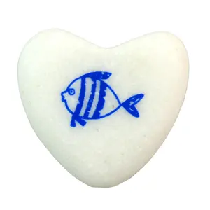 Nuevo diseño de piedras naturales, regalos de mármol personalizados, forma de corazón de mármol blanco con impresión para regalos de decoración