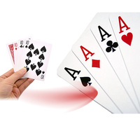 Illusion des Quatre Cartes : Cartes Transformables en Papier (4 Pièces) pour Tours de Magie, Accessoires de Close-Up, Gimmicks, Accessoires de Mentalisme