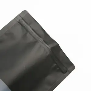 Pacchetto nero opaco richiudibile Stand Up Pouch sacchetto con chiusura a Zip per imballaggio in foglio di alluminio Doypack sacchetti per alimenti in Mylar