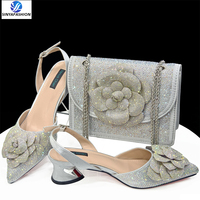 Ensemble de chaussures et sac italiens Sinya à talons bas avec pierres, fait main, pour mariage, chaussures de mariée et sac assorti pour femmes