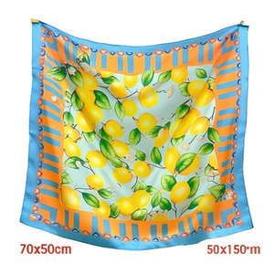 Foulard Quadrato Limone 70x70cm con Stampa Frutta, Accessorio Moda - Product Image 1
