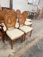 Chaise d'événement professionnelle à dossier croisé, empilable, en bois massif, pour conférences, salles de banquet et lieux publics