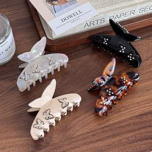 مشابك شعر أنيقة من الأسيتات بتصميم فراشة مزينة بالأحجار الكريمة للفتيات من YJL - Product Image 1