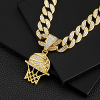 YJ10-6980 Chaîne cubaine de luxe personnalisée pour homme en alliage plaqué or, pendentif basketball hip-hop couronne entièrement sertie de cristaux