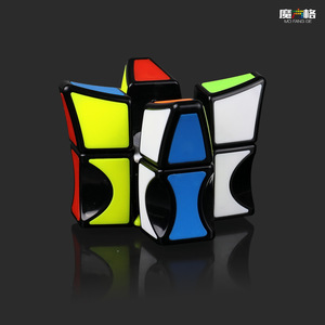 Cubo mágico Qiyi, cubo de punta de dedo con rejilla, versión de parche de 5,8 cm, juguete giratorio 133 para adolescentes de 7 a 14 años - Product Image 2