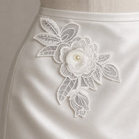 Vente en gros d'appliques en dentelle de fleurs en organza blanches 3D ornées de perles pour robes de mariée, voiles de mariée, accessoires pour cheveux et couture DIY