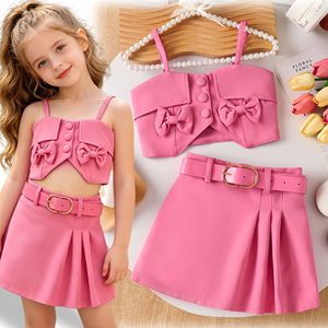 Conjunto de Verano para Niñas Estilo Europeo y Americano, Top con Tirantes, Falda Corta con Lazo y Cinturón, Tres Piezas - Product Image 1
