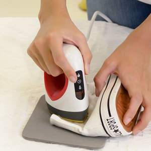 Mini presse à chaud de sublimation numérique Portable nouvelle conception en forme de coeur pour T-shirts chapeaux chaussures impression d'étiquettes - Product Image 2