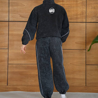 Ensemble de survêtement personnalisé avec logo, veste coupe-vent zippée délavée et pantalon à taille élastique, ensemble deux pièces avec bande latérale