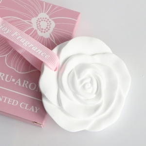 Finru trang trí nội thất treo xe tủ quần áo Mặt dây chuyền làm mát không khí thơm hoa gốm thơm hương thơm sứ dầu khuếch tán - Product Image 3