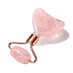 Masseur facial design avec logo personnalisé, rouleau Gua Sha en quartz rose, bienfaits anti-âge et amincissants pour usage commercial et domestique - Product Image 1