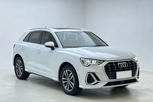 <span class=keywords><strong>Audi</strong></span> Q3 Modello 2023 35 TFSI Guida a Sinistra Interni Scuri Motore Turbo Sedili in Pelle Pneumatici R19 Elegante e Dinamico - Product Image 3