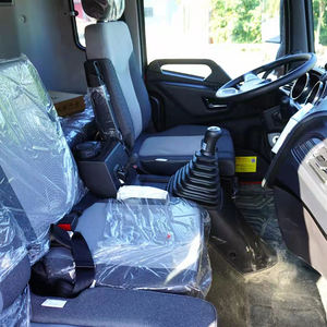 Camiones de 10 Toneladas para Carne y Mariscos Congelados, Camión Refrigerado Dongfeng con Caja Frigorífica 4X2 en Venta - Product Image 6