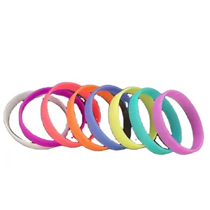 Manufacture noctilucent deboss your logo and words glow in night good for running in night silicone rubber wristband bracelet