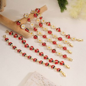Mignon Design Cuivre Plaqué Or <span class=keywords><strong>Bracelet</strong></span> Insecte Rouge Coccinelle <span class=keywords><strong>Bracelet</strong></span> Tournesol <span class=keywords><strong>Bracelet</strong></span> Bijoux Cadeaux pour Femmes - Product Image 2