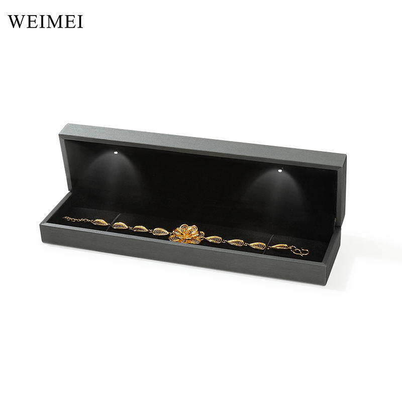 Boîte à bracelet long gris avec led