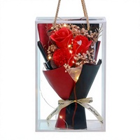 Idées de cadeaux pour la fête des mères, les anniversaires, la Saint-Valentin, les remises de diplômes : Petits bouquets de gypsophiles séchés, de carnations et de roses préservées en PVC