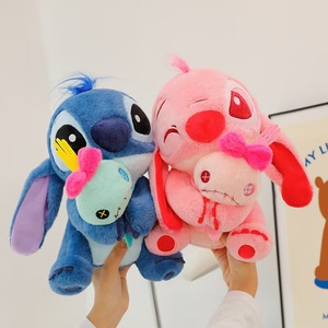 Peluche <span class=keywords><strong>Lilo</strong></span> & <span class=keywords><strong>Stitch</strong></span> con Moneta d'Oro, Giocattolo Portafortuna da Collezione in Cotone PP di Alta Qualità, Regalo di Compleanno per Bambini e Coppie - Product Image 2