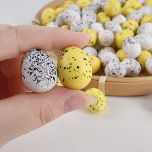 50 Piezas de Huevos de Codorniz Pequeños de Espuma, Modelo de Huevo Falso, Micromodelo para Decoración Navideña de Hoteles y Restaurantes, Accesorios de Simulación - Product Image 1