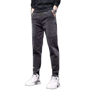 Pantaloni Casual in velluto a coste da uomo nuovi e ispessiti in peluche da uomo per l'autunno e l'inverno con elastico in vita e gamba piccola - Product Image 1
