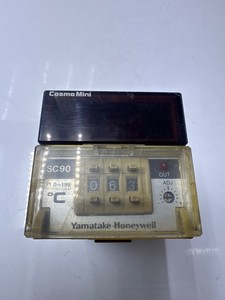 1 шт., новый оригинальный компактный контроллер температуры <span class=keywords><strong>Yamatake</strong></span> Mini SC90 SC 90AF021 PLC - Product Image 2