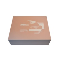Boîtes en papier pour parfums sur mesure en gros avec logo en relief, taille et couleur personnalisées, forme personnalisée