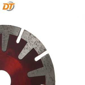 Disco de sierra de diamante segmentado en T de 4.5 pulgadas DT con dientes protectores para granito y mármol - Product Image 4