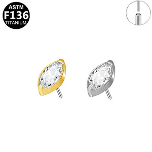 Boucles d'oreilles en titane en forme de cœur avec strass en cristal serti clos, bijoux de mode unisexe pour piercing au cartilage de l'oreille - Product Image 5