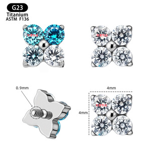 Boucles d'oreilles clous en titane F136 avec zircon, motif trèfle à quatre feuilles, forme fleur, 4 mm, bijoux de piercing - Product Image 1