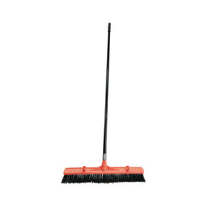 EcoClean 24インチ商業用ヘビーデューティー屋内屋外デッキクリーニングプラスチックプッシュブルーム140 cmスチールハンドル付き - Product Image 1