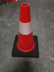 45cm White Reflective <b>Red</b> <b>Material</b> Flexible PVC Road Safety PVC for Roadway Safety - Product Image 3