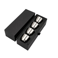Tasses à café portables à double paroi en acier inoxydable 304, ensemble cadeau de 4 pièces avec un design moderne et luxueux