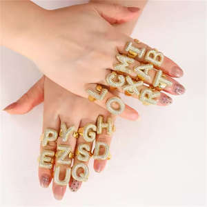 Lüks 18 Ayar Altın Kaplama A-Z 26 Harfli Alfabe Baş Harfli Bakır Parlak Zirkon Kalın Açık Ayarlanabilir Yüzükler Trendy Kabarcık Parmak - Product Image 2