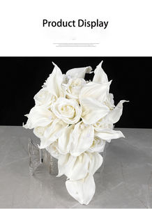 <span class=keywords><strong>Bouquet</strong></span> de fleurs artificielles fait main exquis en <span class=keywords><strong>rose</strong></span> <span class=keywords><strong>et</strong></span> <span class=keywords><strong>lys</strong></span> blanc pour les mariées tenant des fleurs pour la décoration de mariage - Product Image 3