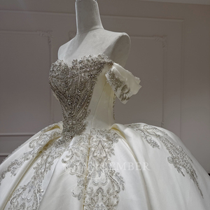 Robe de mariée de luxe Xx77 en satin scintillant avec broderie de paillettes Jancember - Product Image 3