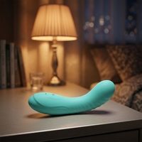 Vibromasseur en silicone souple pour stimulation clitoridienne et pénétration profonde du point G pour femme