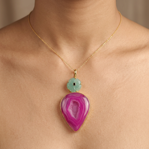 Collar con Colgante al por Mayor, Colgante de Flor Tallada de Geoda Rosa Natural y Calcedonia Aqua con Incrustaciones Pequeñas de Circonita Negra, Joyería para Mujer - Product Image 2