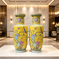 Grand vase décoratif en céramique de style chinoiserie pour la décoration de hall d'hôtel ou de villa, style antique, paire de vases rouleaux en porcelaine jaune chinoise