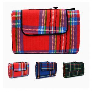 High Quality Waterproof OEM Custom PEVA Bottom Camping <b>Mat</b> Family Party Barbecue Picnic <b>Mat</b> - Product Image 1