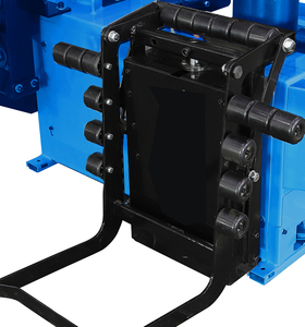 Changeur de pneus semi-automatique AUTEC avec bras oscillant inclinable et bras d'assistance, certifié CE, pour atelier de réparation automobile - Product Image 2