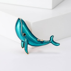 Pin de la Serie de Animales Simple, Lindo Pin de Aleación con Diseño de Goteo de Aceite, Delfín, Flor en el Pecho, Accesorio Exquisito para Ropa de Hombre y Mujer, Joyería - Product Image 1