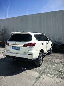 Precio de Fábrica, SUV Mediano <span class=keywords><strong>Nissan</strong></span> TERRA <span class=keywords><strong>2020</strong></span>, Volante a la Izquierda, 2.5L Automático 4X4 Gasolina, Auto Usado Económico con Asientos de Cuero y Techo Corredizo - Product Image 6