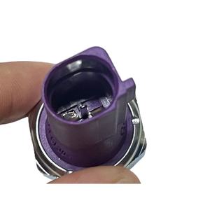 06E919081E 006E919081F Piezas automotrices <span class=keywords><strong>Sensor</strong></span> de presión de aceite El enchufe de detección de aceite es adecuado para Audi - Product Image 2