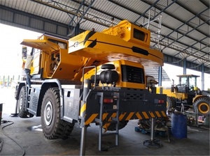 On Sale 55 Ton High Operating Efficiency Truck Crane XCR55 for Construction Use With Motor & Bearing Crane Truck - Product Image 4