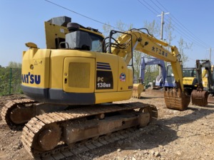 รถขุดไฮดรอลิกตีนตะขาบ Komatsu PC138US มือสองคุณภาพสูง สภาพเดิมๆ สีเดิมๆ ราคาถูก - Product Image 1