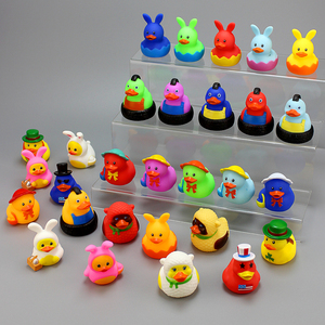 2,1-Zoll PVC <span class=keywords><strong>Mini</strong></span> Gummi-Ente Badewannenspielzeug Quietschend Schwimmend Verschiedene Farben Individuelles Logo <span class=keywords><strong>Baby</strong></span> 0-24 Monate Großhandel - Product Image 2